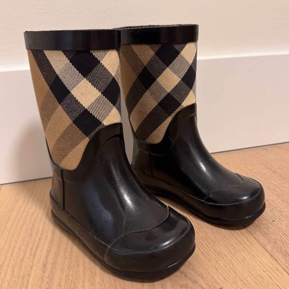 Burberry Kids Rain Boots Size 23